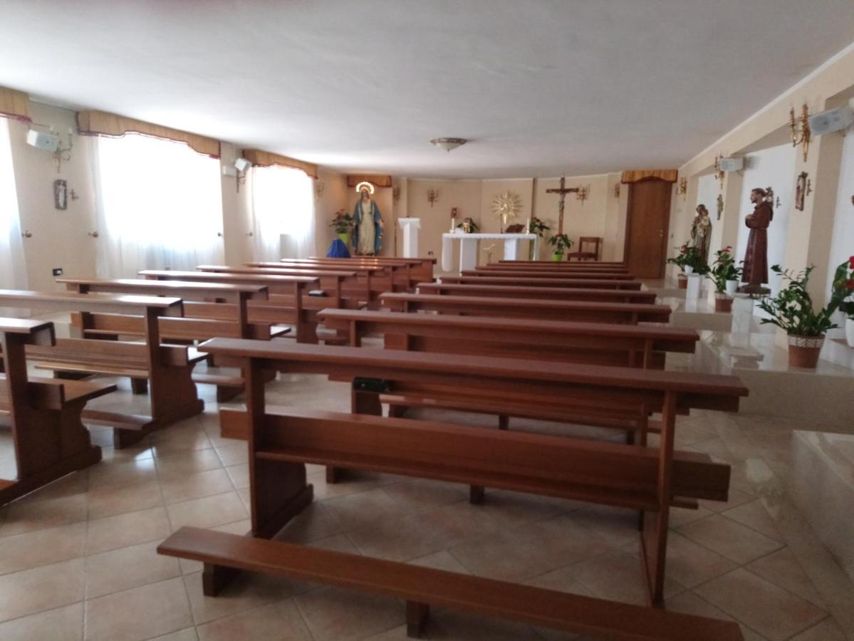 casapaceebene Hotel San Giovanni Rotondo Bagian luar foto