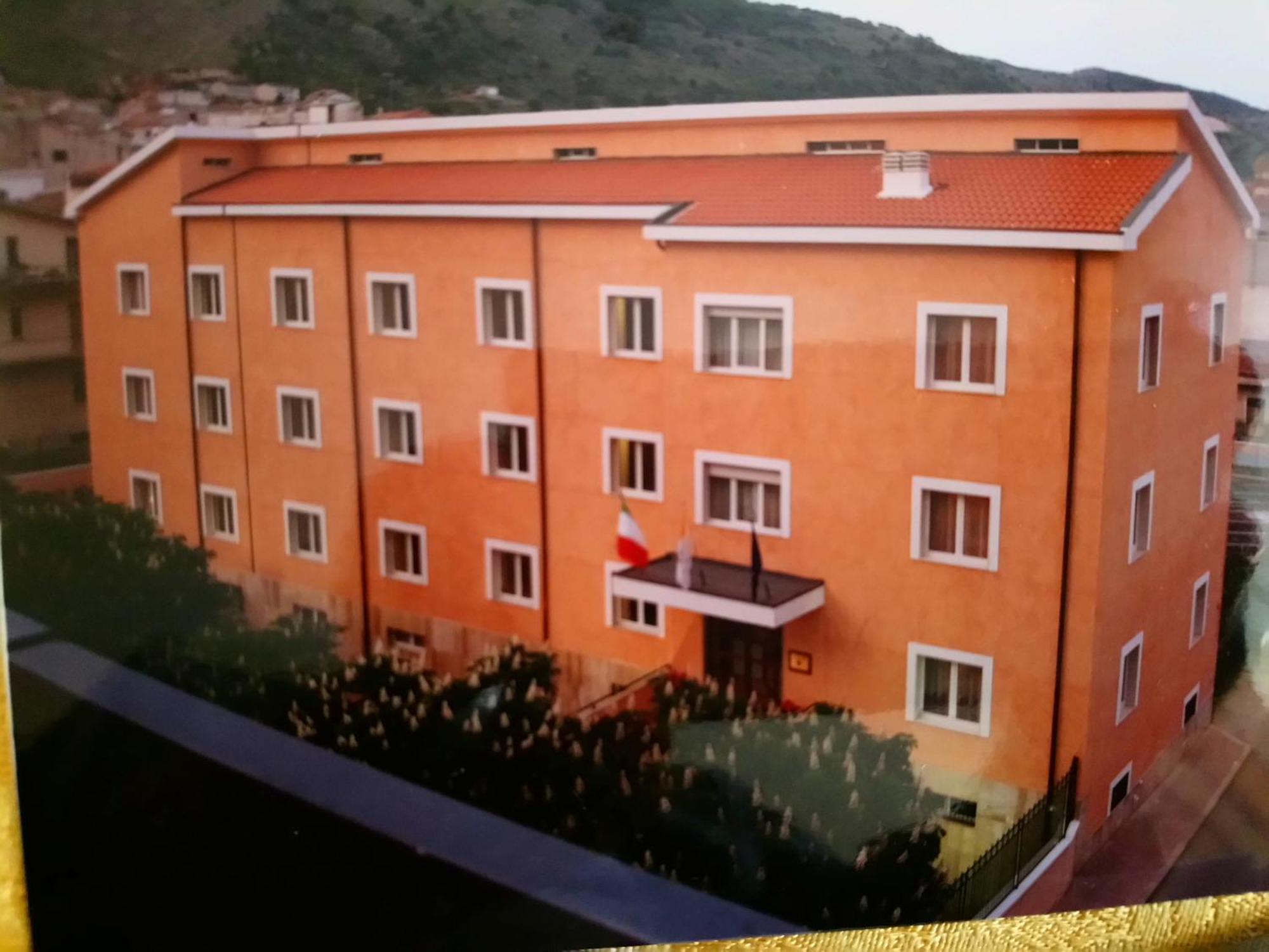 casapaceebene Hotel San Giovanni Rotondo Bagian luar foto