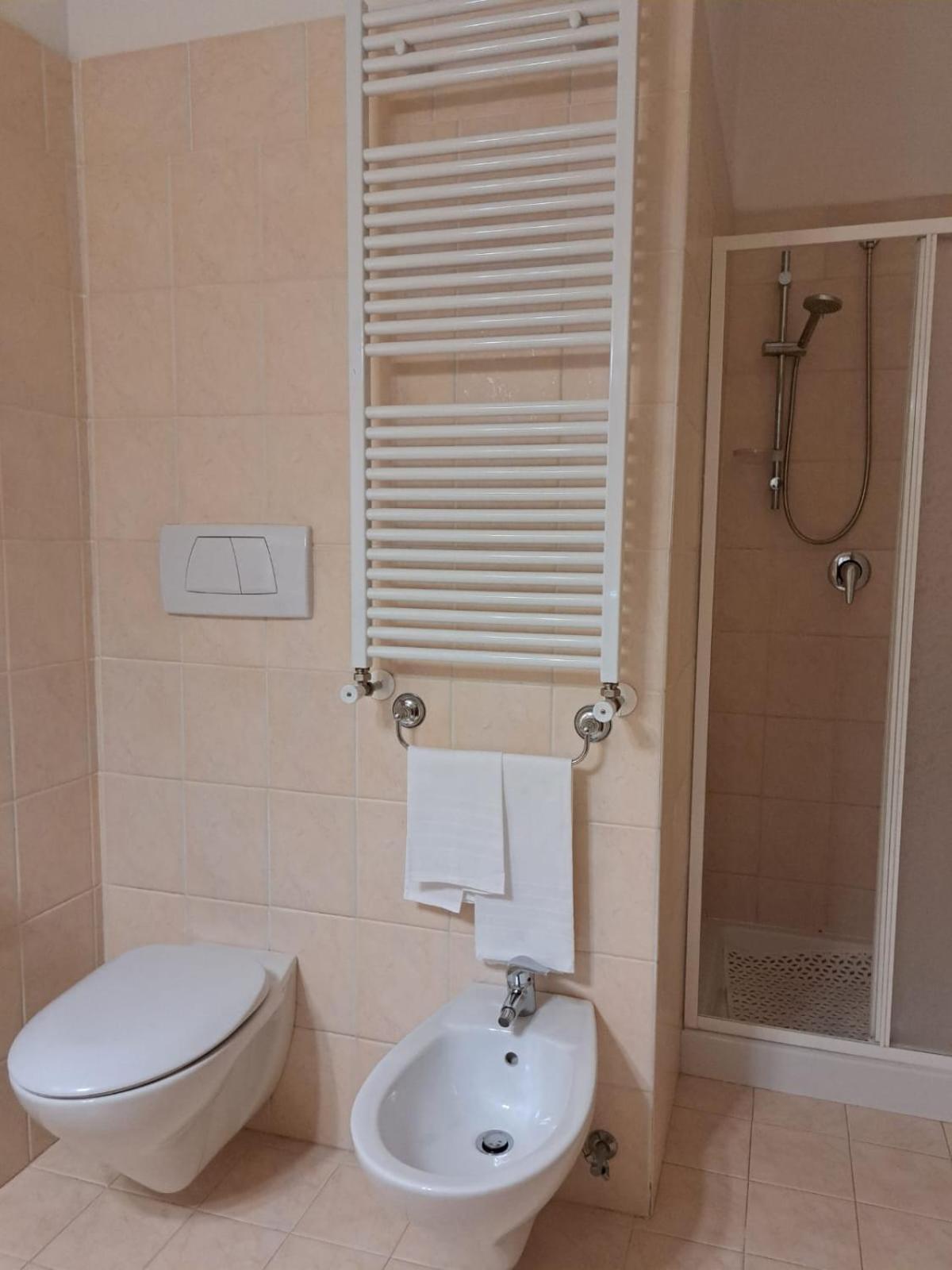casapaceebene Hotel San Giovanni Rotondo Bagian luar foto